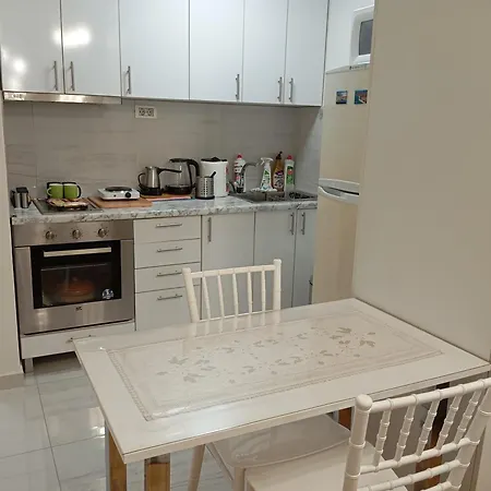 Maxima Apartment